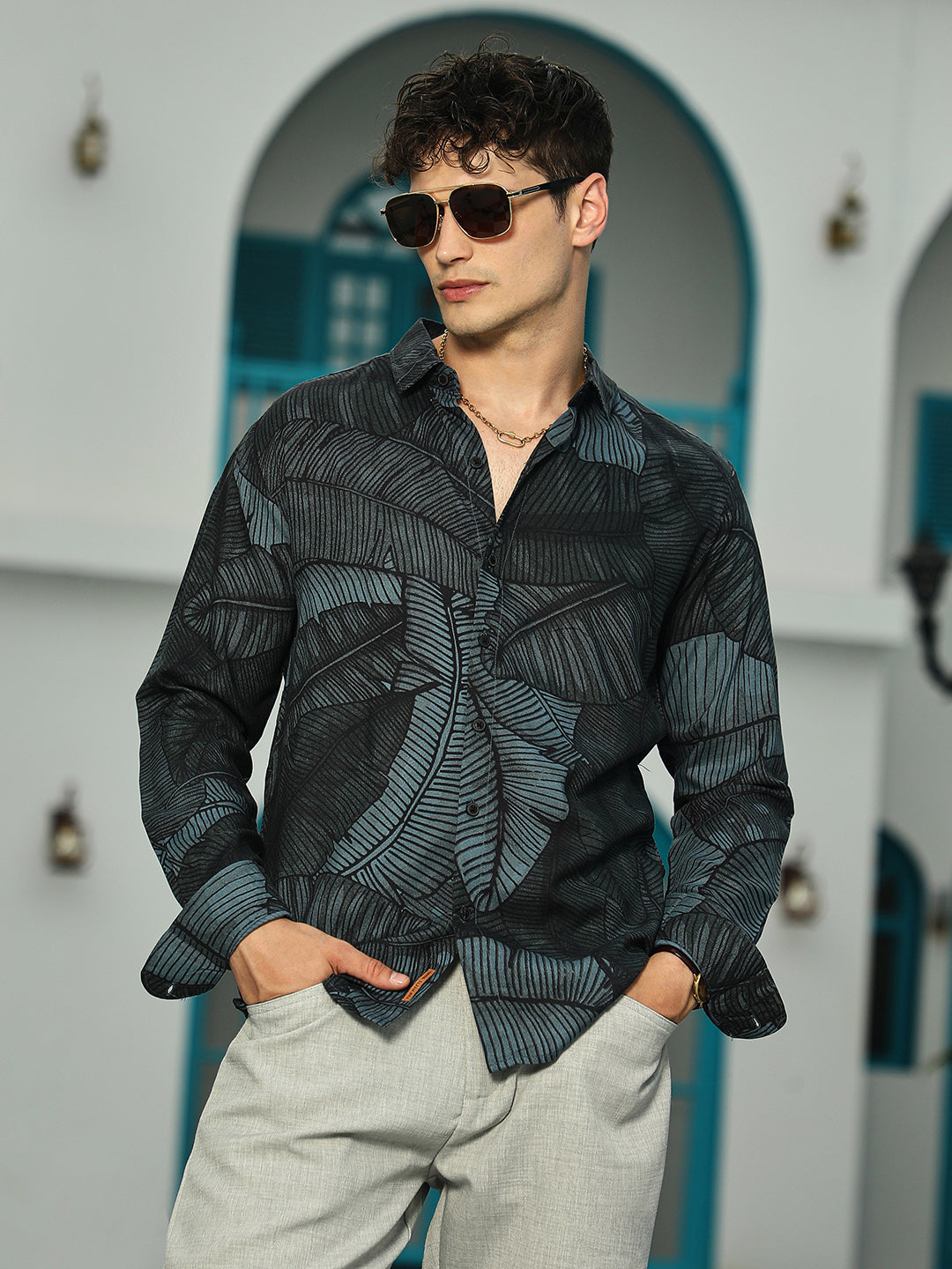 Campus Sutra Foliage-Outline Shirt
