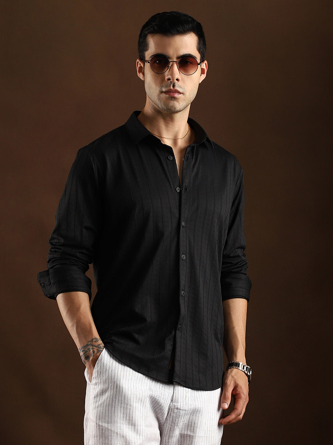 Campus Sutra Spiralknot-Tactile Shirt