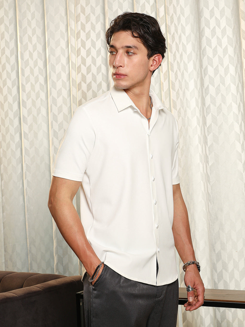 Campus Sutra Seamless Waffle-Knit Shirt