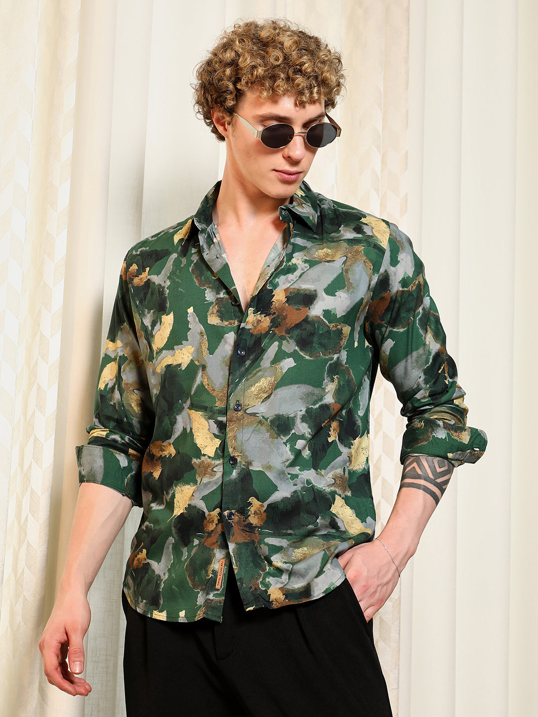Campus Sutra Green Abstract Printed Rayon Shirt