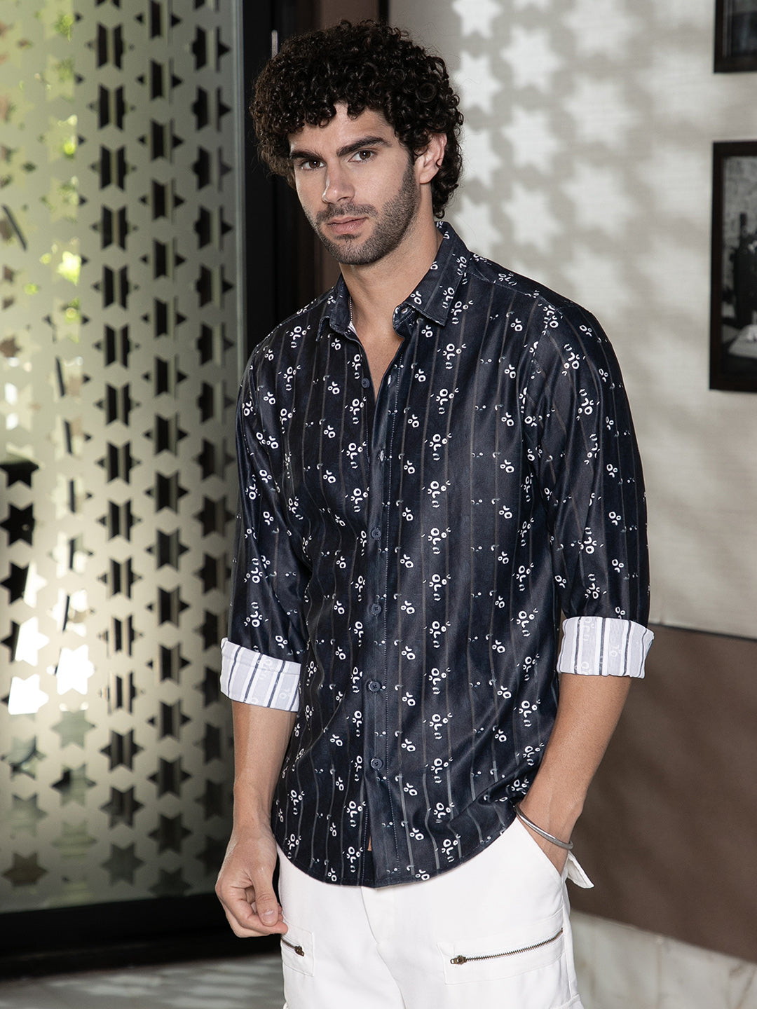 Campus Sutra Ditsy Imprint Shirt