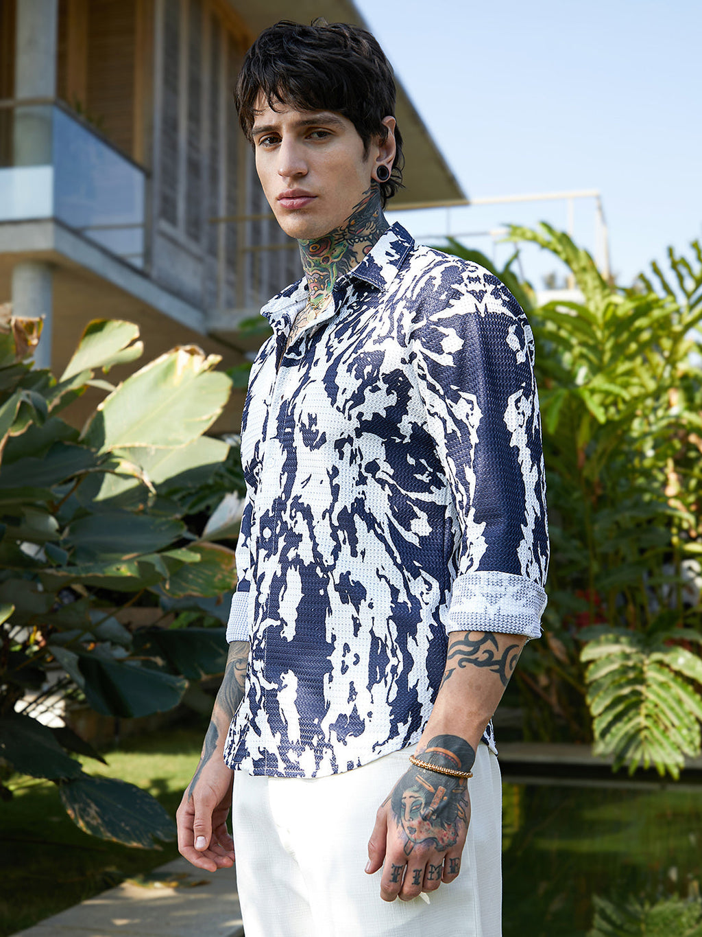 Campus Sutra Splash-Tactile Shirt