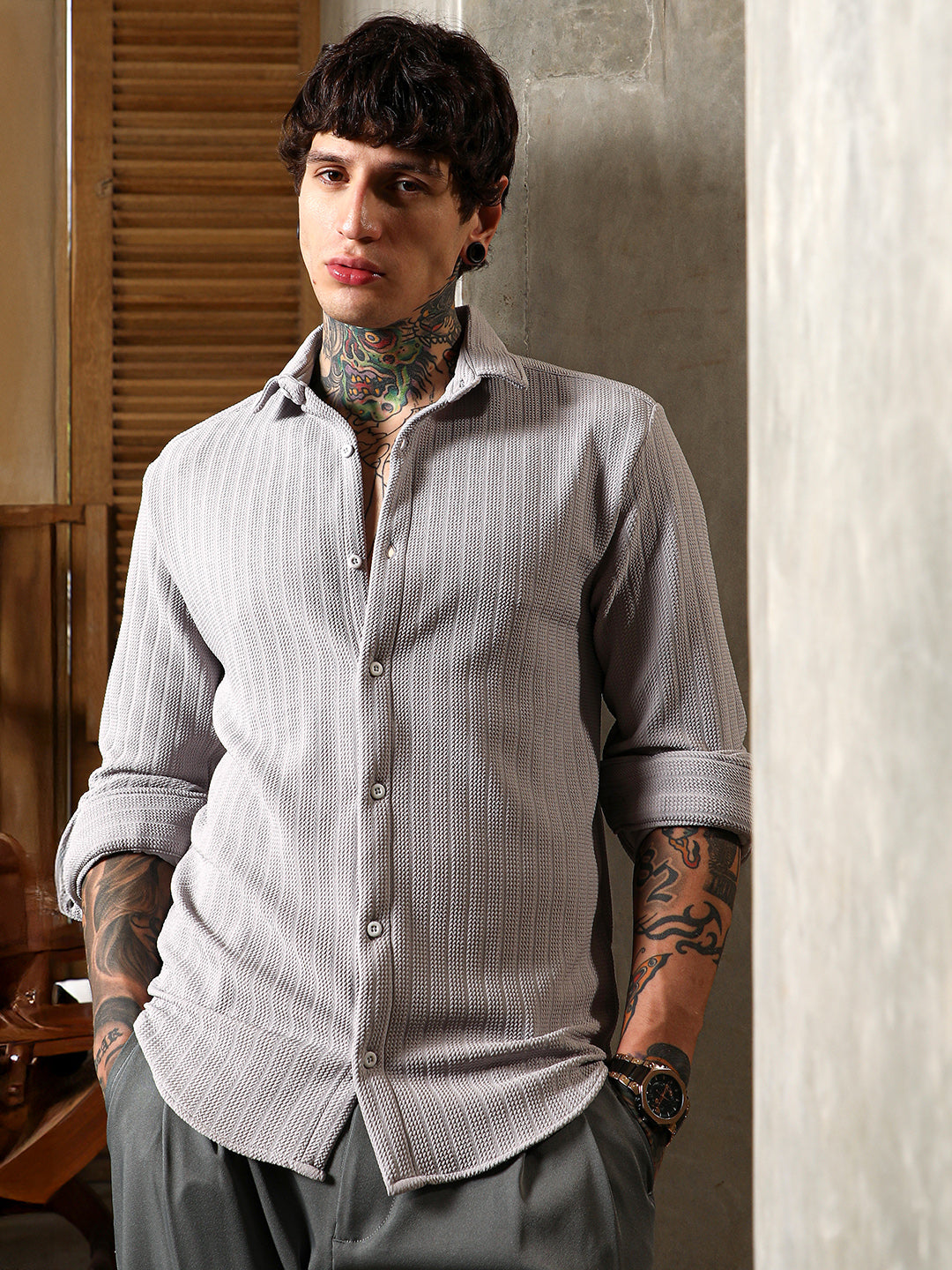Campus Sutra Chevron-Panel Tactile Shirt