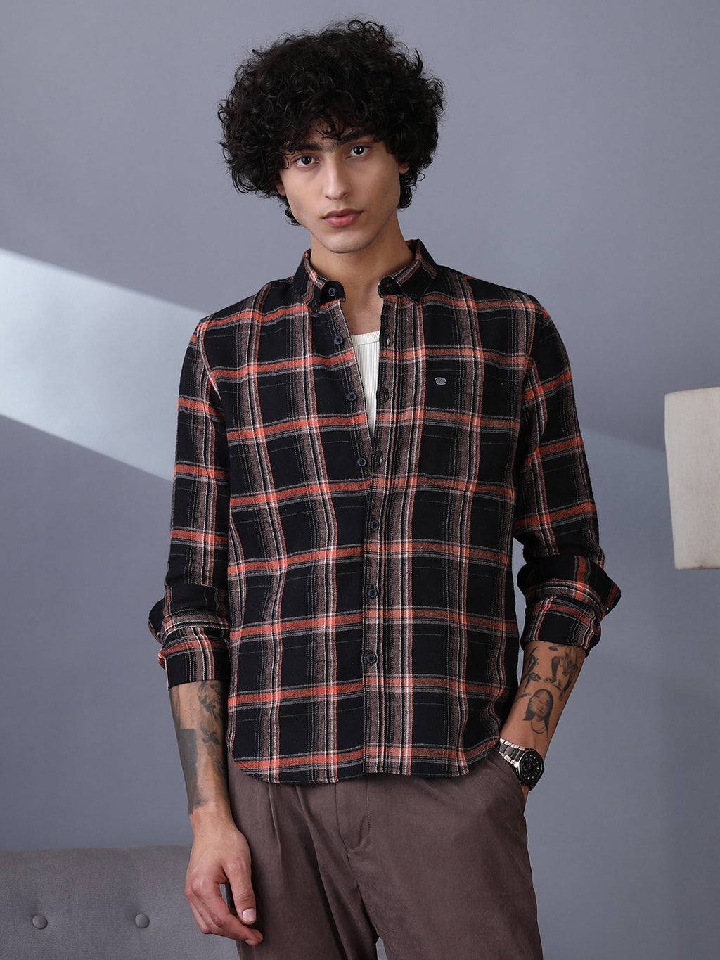 Campus Sutra Shadow-Graph Regular Shirt