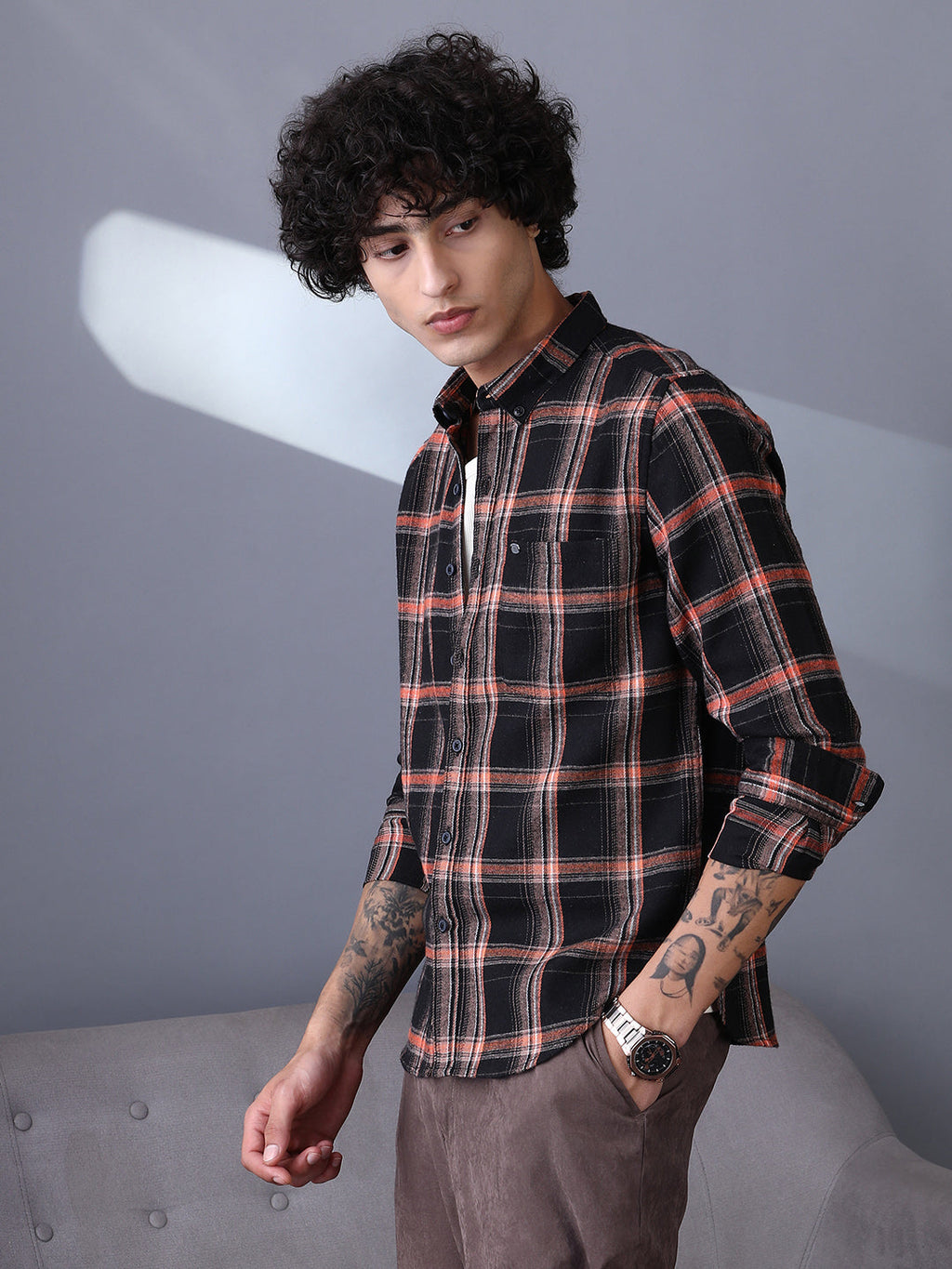 Campus Sutra Shadow-Graph Regular Shirt