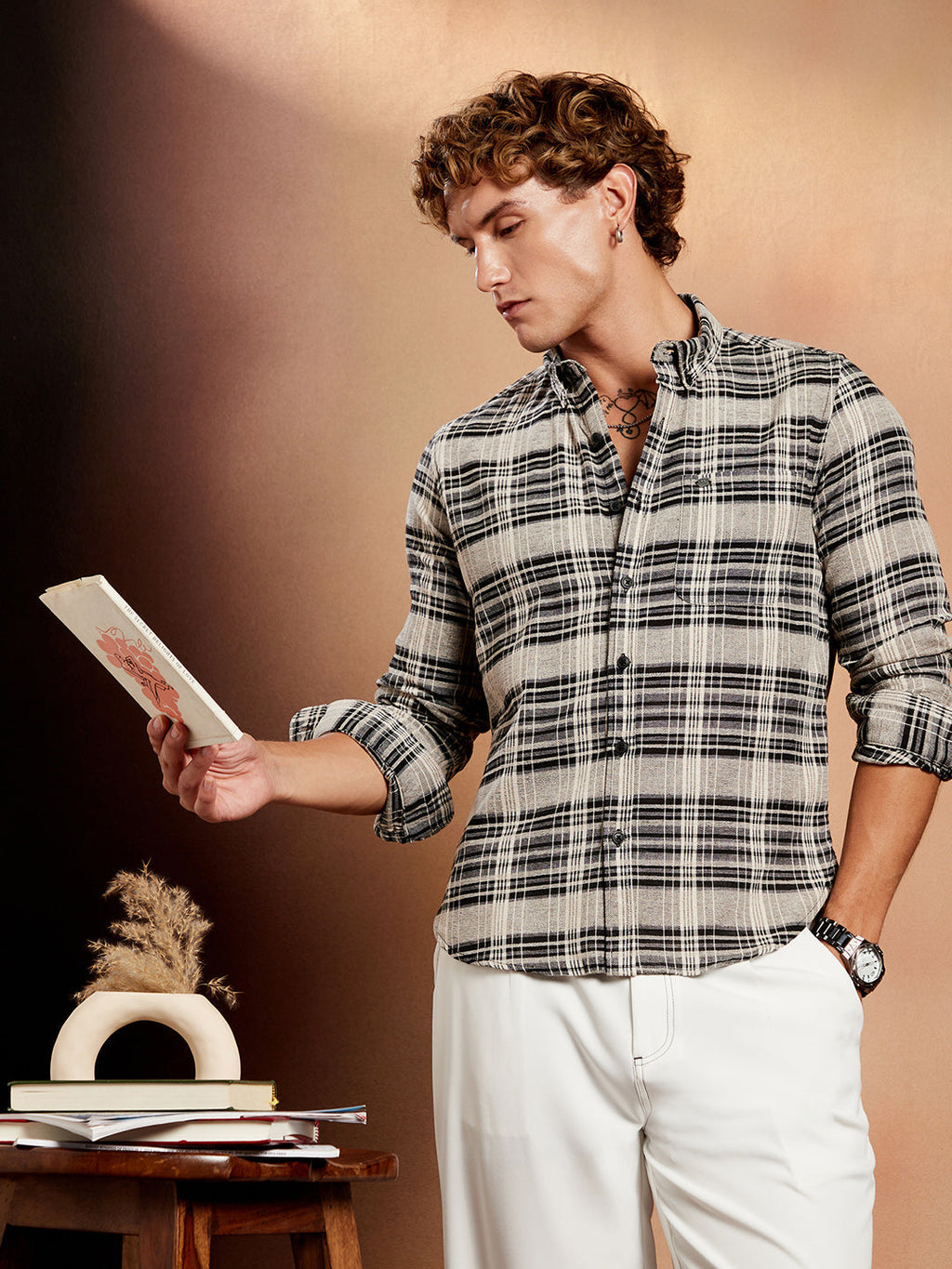 Campus Sutra Static-Check Regular Shirt