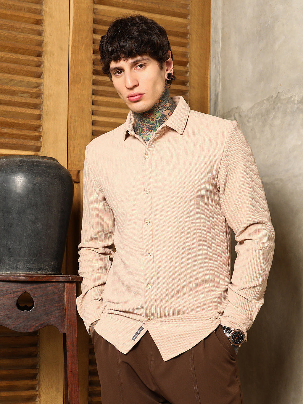 Campus Sutra Chevron-Panel Tactile Shirt