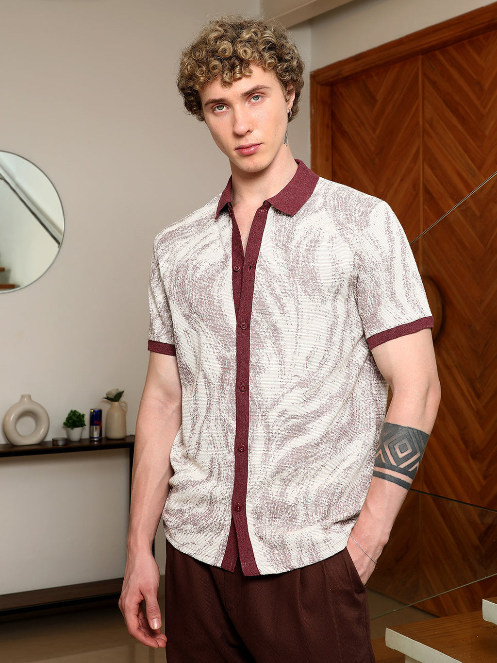 Campus Sutra Textured Cotton Blend Shirt With Maroon Accents