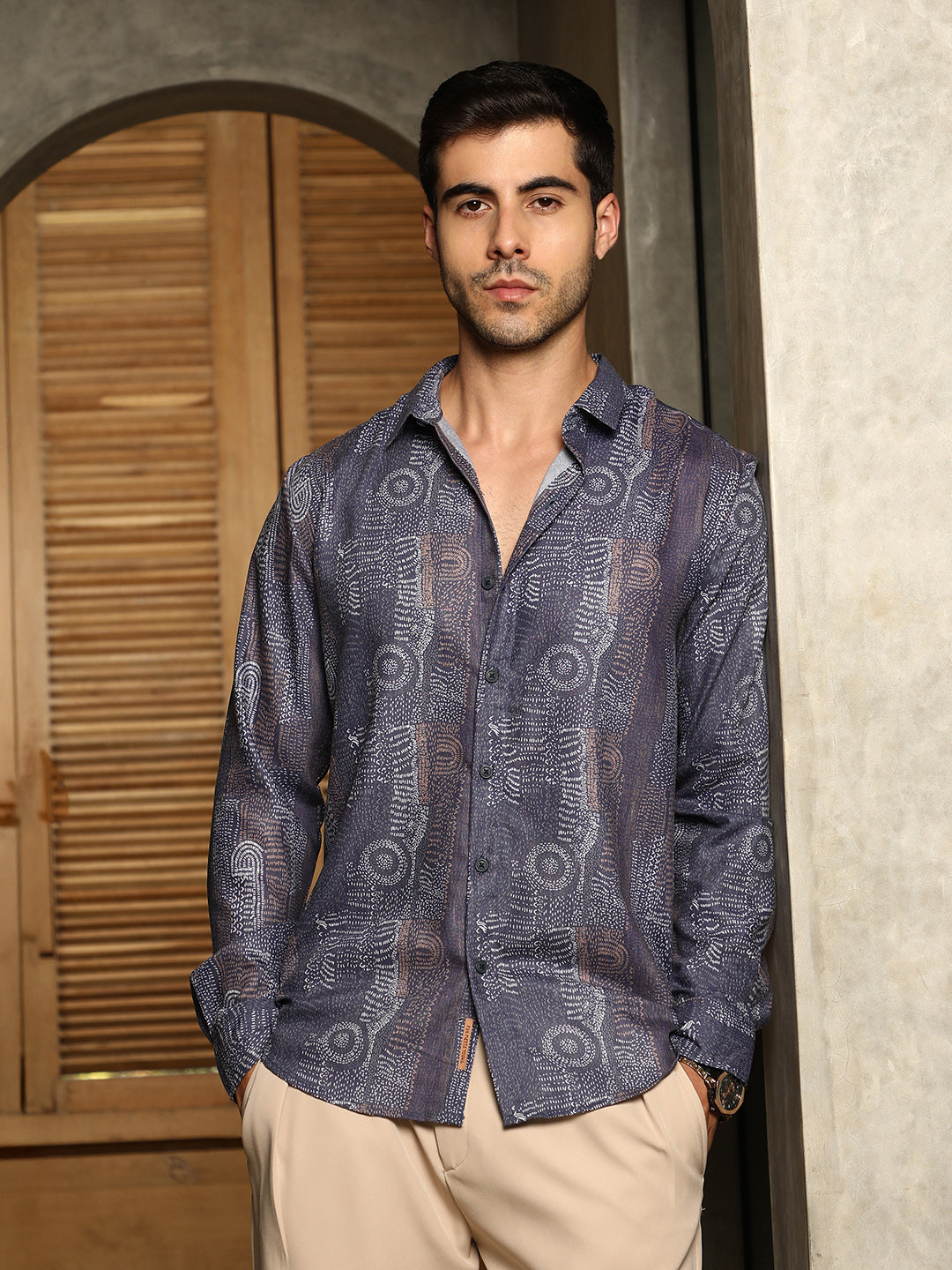 Campus Sutra Thread-Imprint Shirt