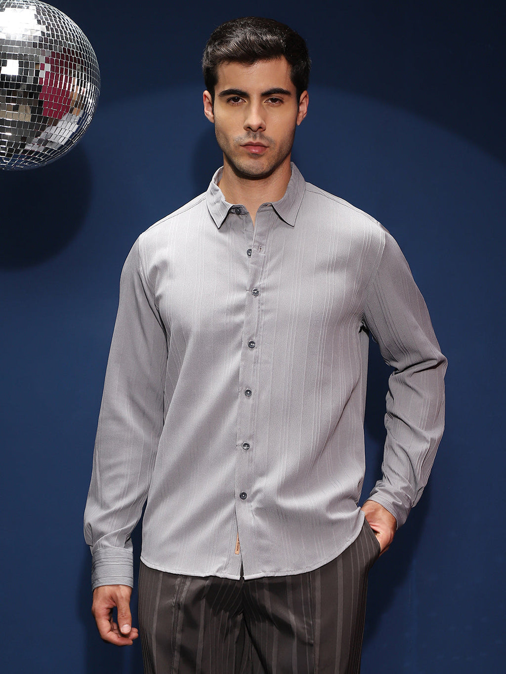 Campus Sutra Multitrack-Tactile Shirt