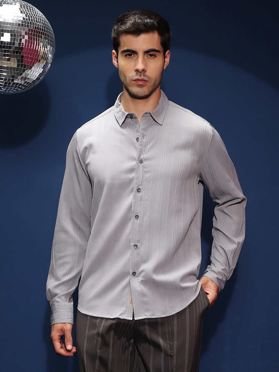 Campus Sutra Multitrack-Tactile Shirt