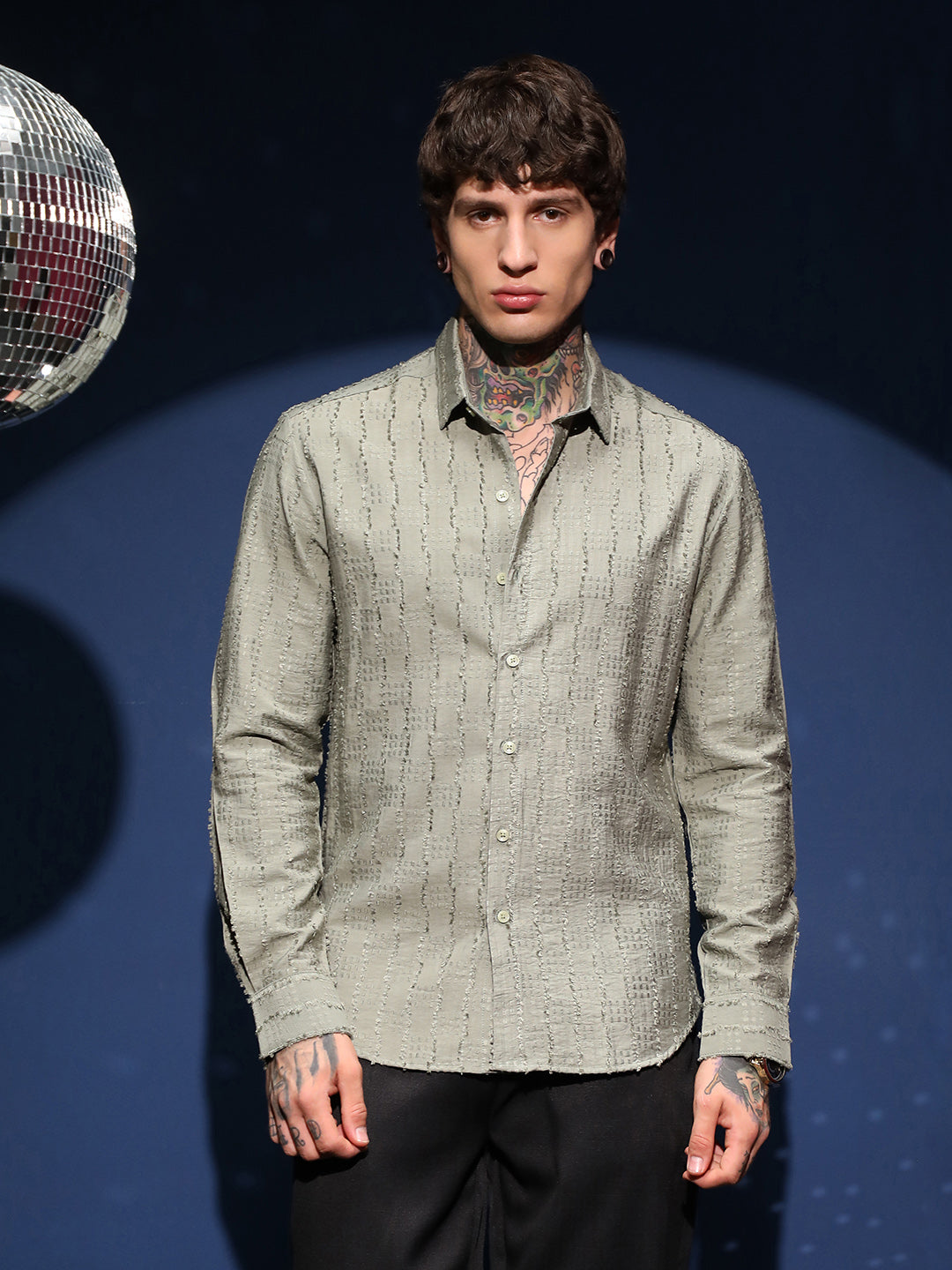Campus Sutra Wicker-Tactile Shirt