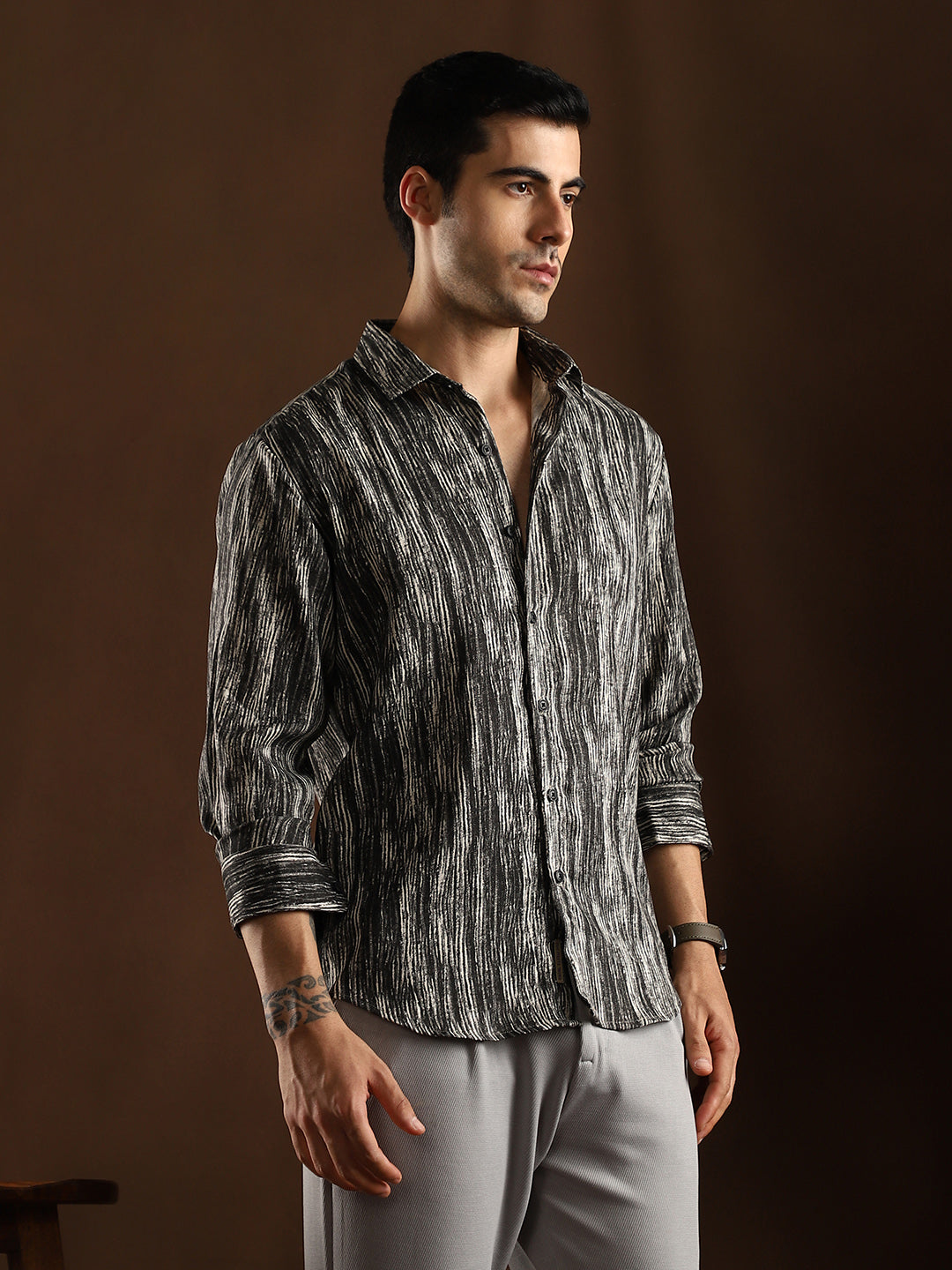 Campus Sutra Distortion-Weave Shirt