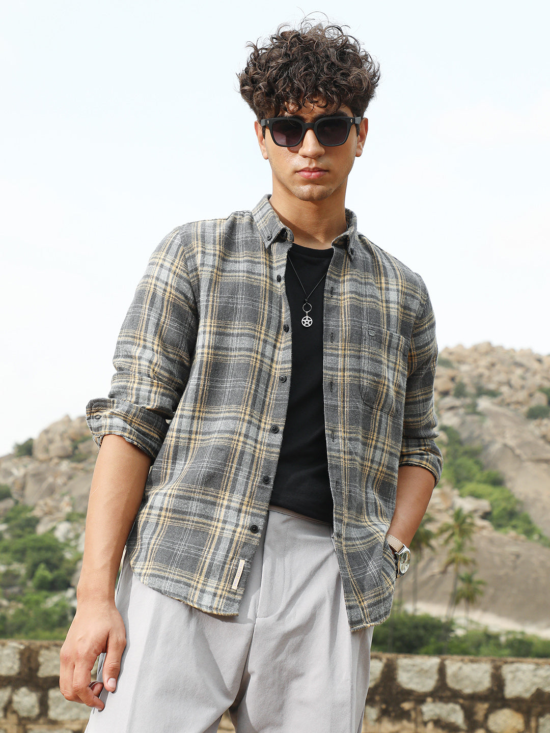 Campus Sutra Tartan-Woven Regular Shirt