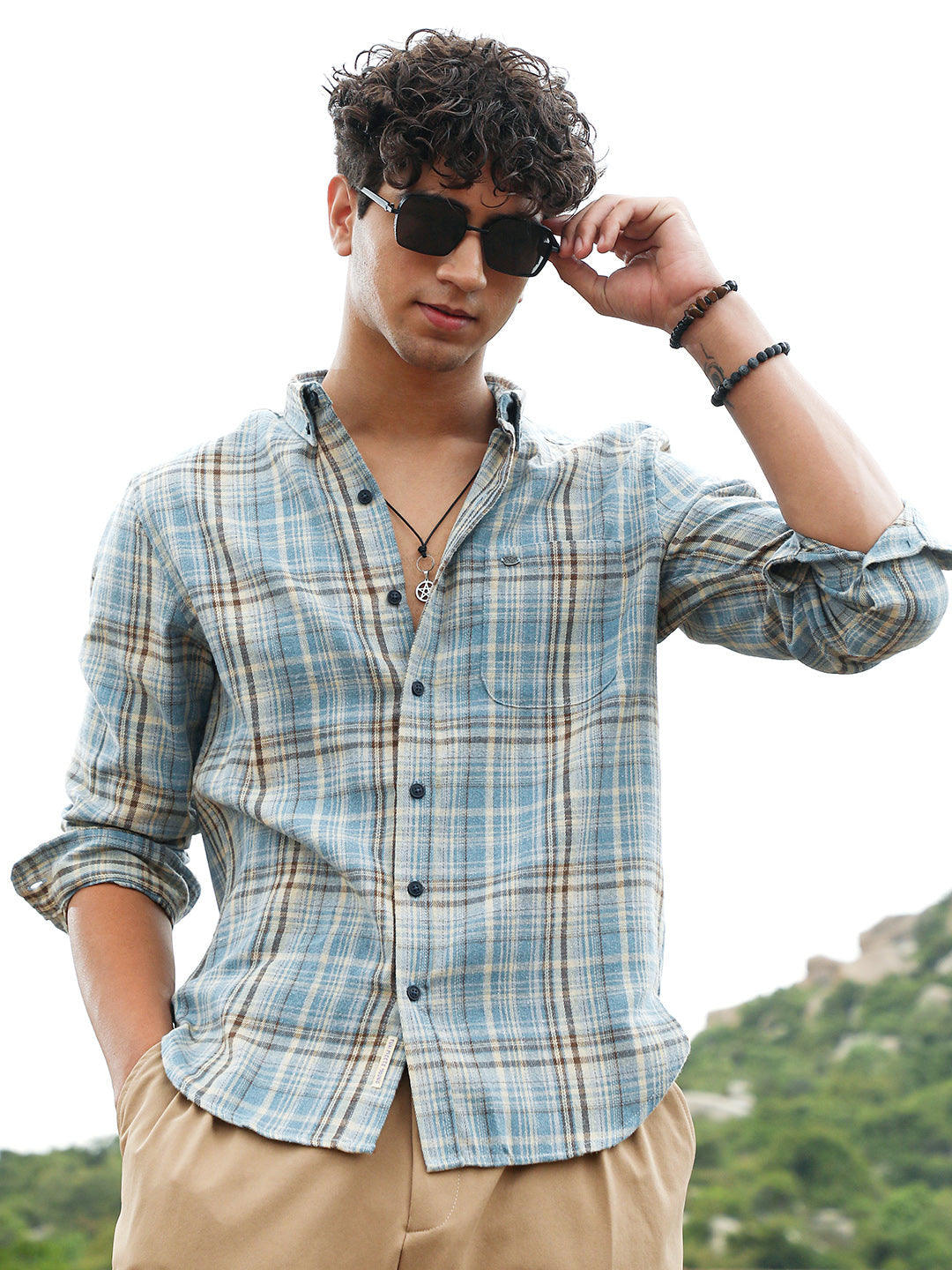 Campus Sutra Tartan-Woven Regular Shirt