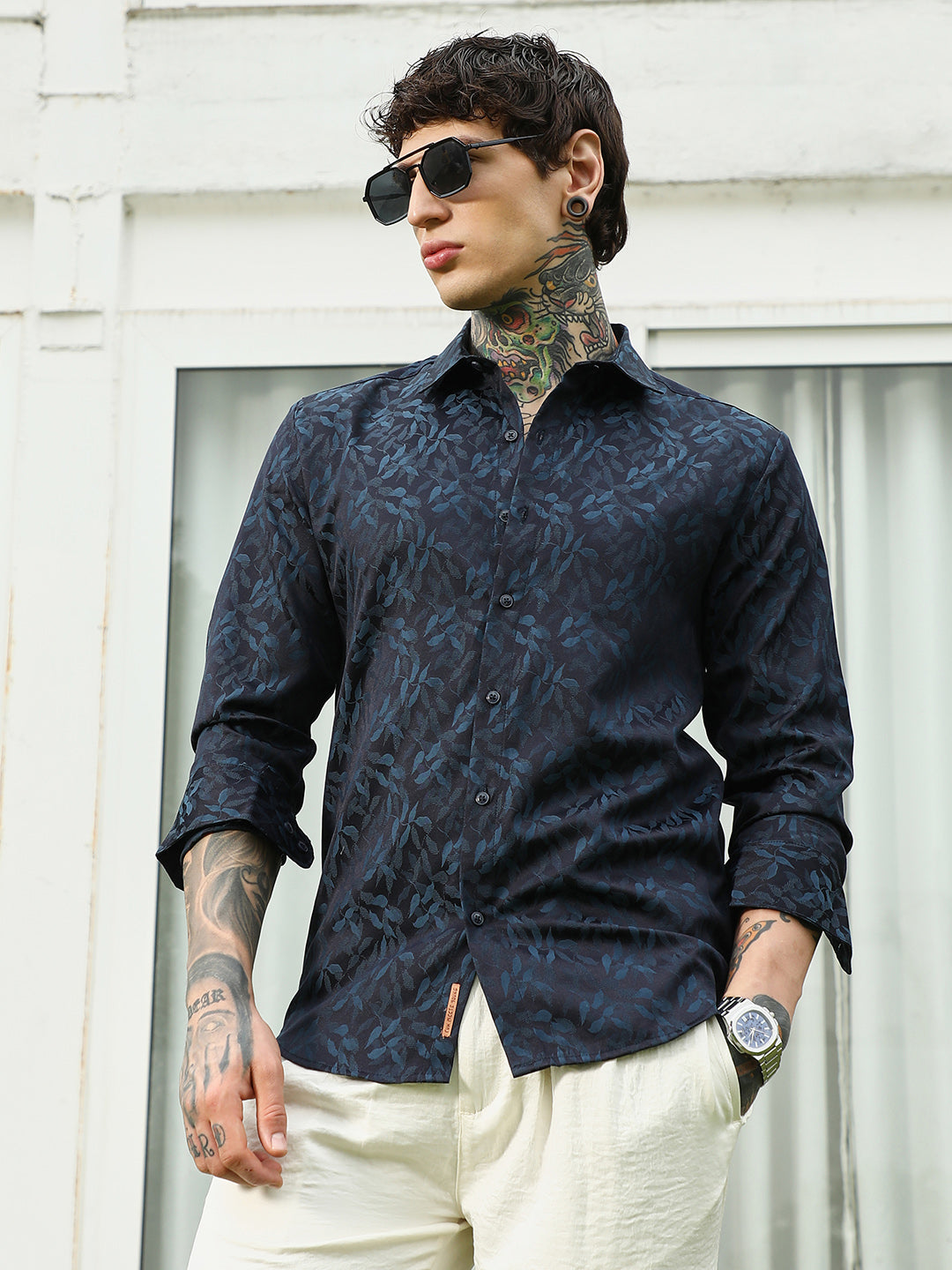 Campus Sutra Navy Blue Leaf Pattern Slim Fit Shirt