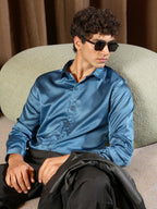 Campus Sutra Solid-Satin Regular Shirt