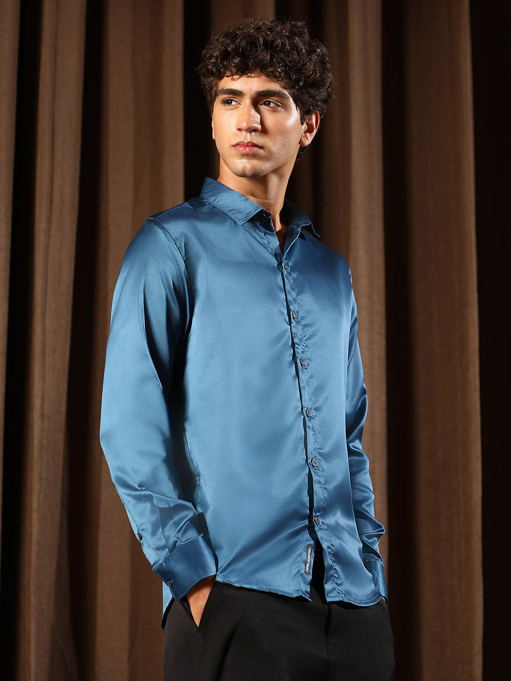 Campus Sutra Solid-Satin Regular Shirt