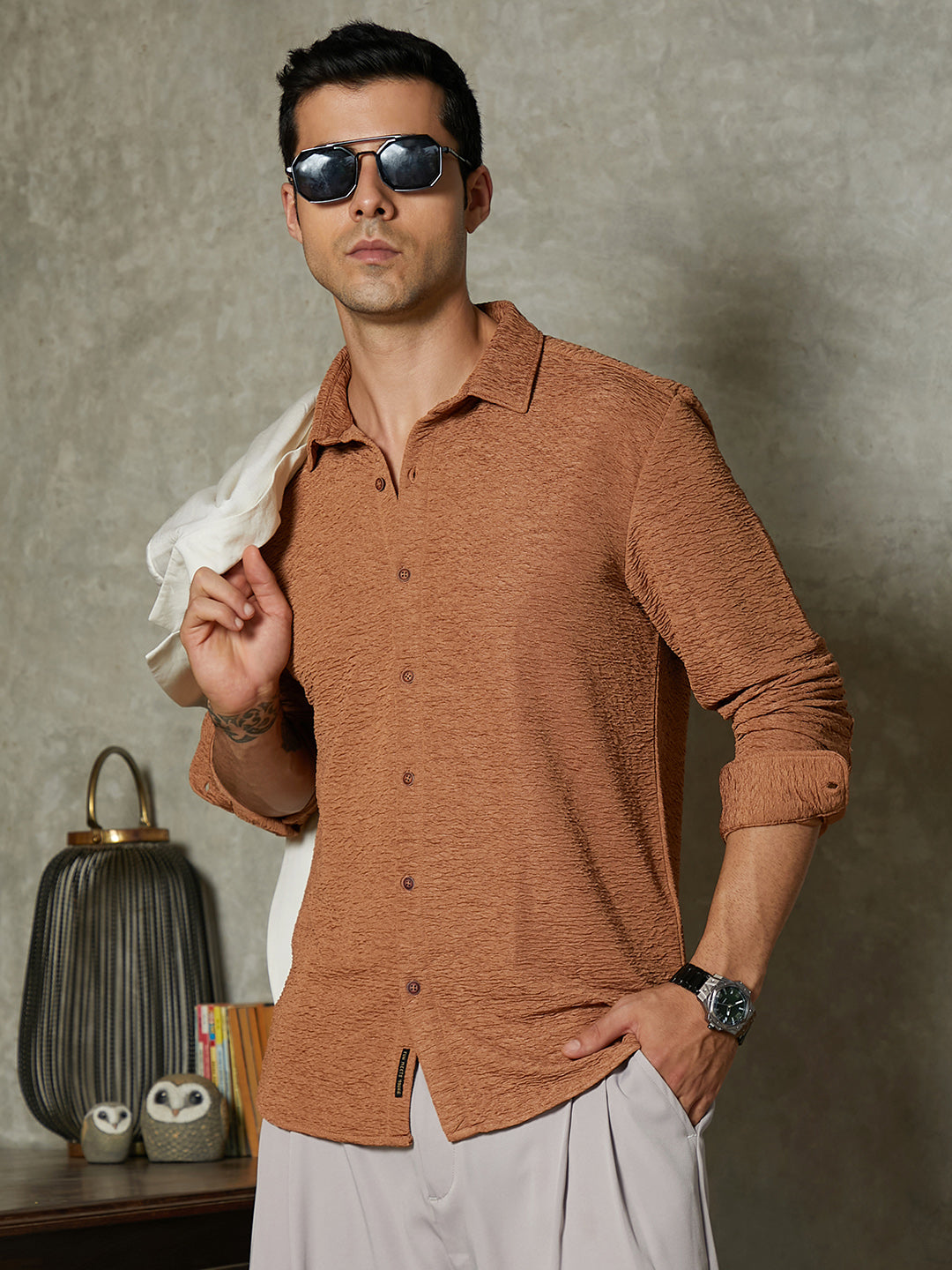Campus Sutra Surf-Tactile Shirt