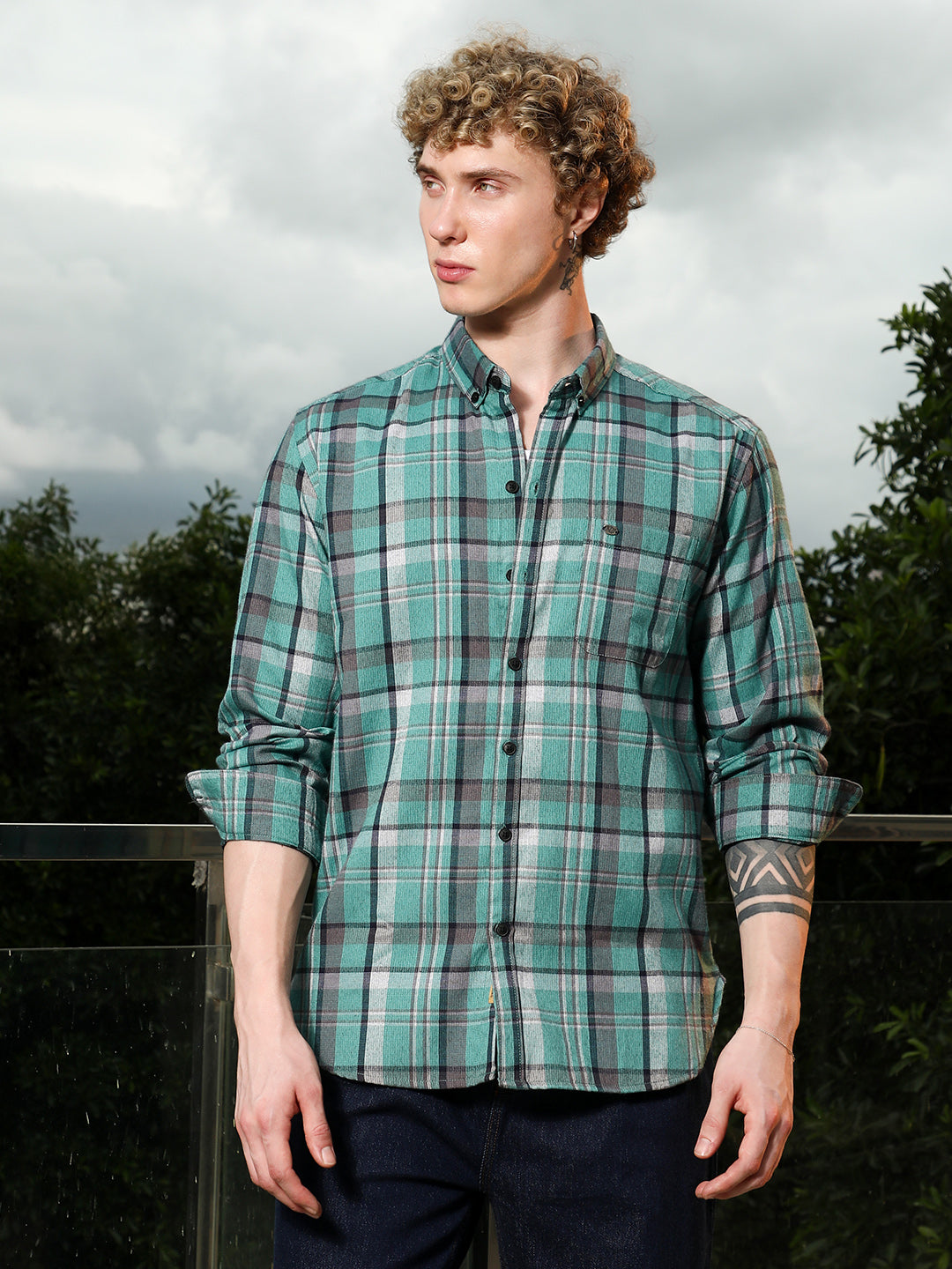 Campus Sutra Green Plaid Tailored Fit Full Sleeve Shirt