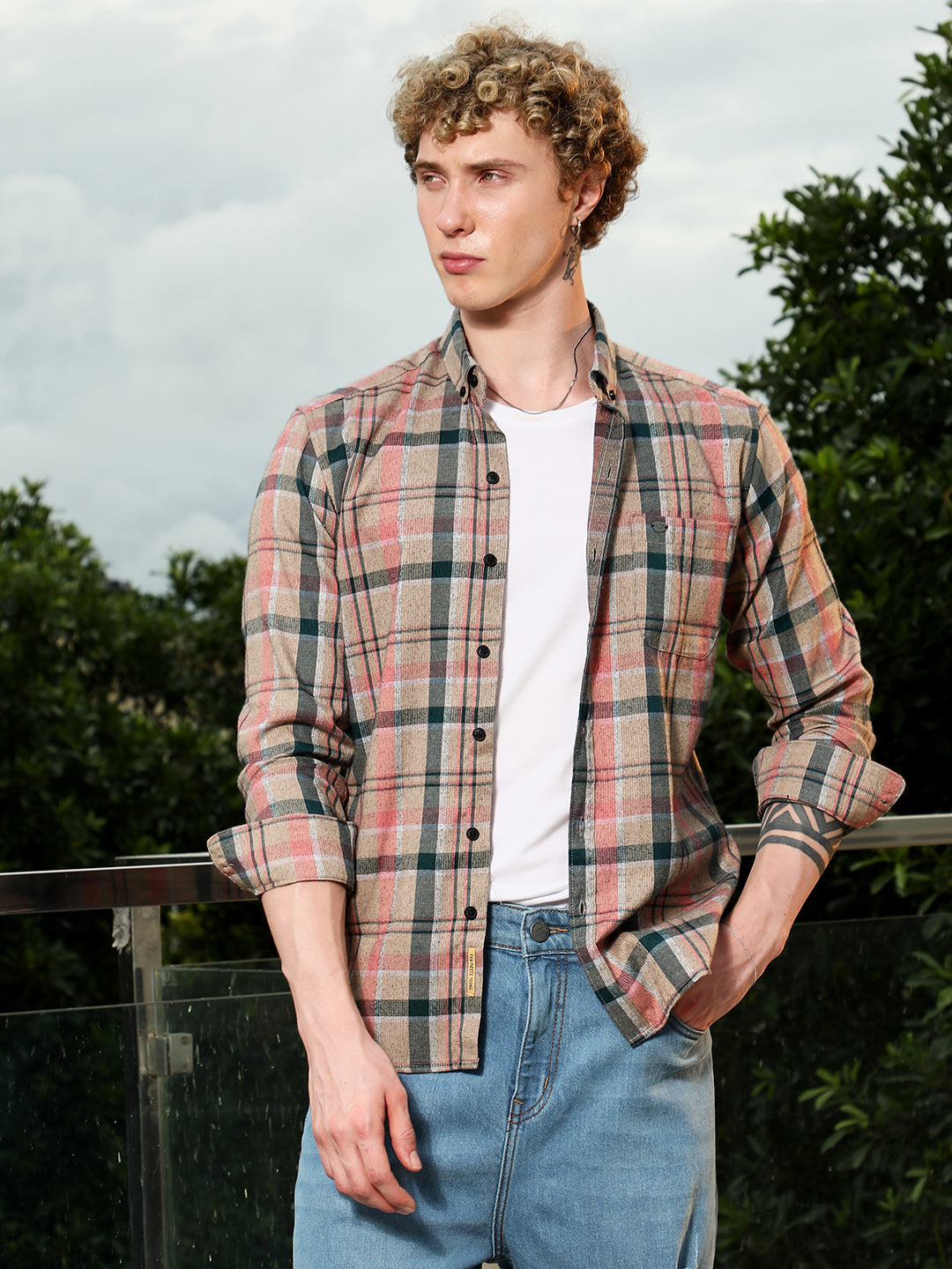 Campus Sutra Slim Fit Tartan Check Cotton Polyester Blend Shirt
