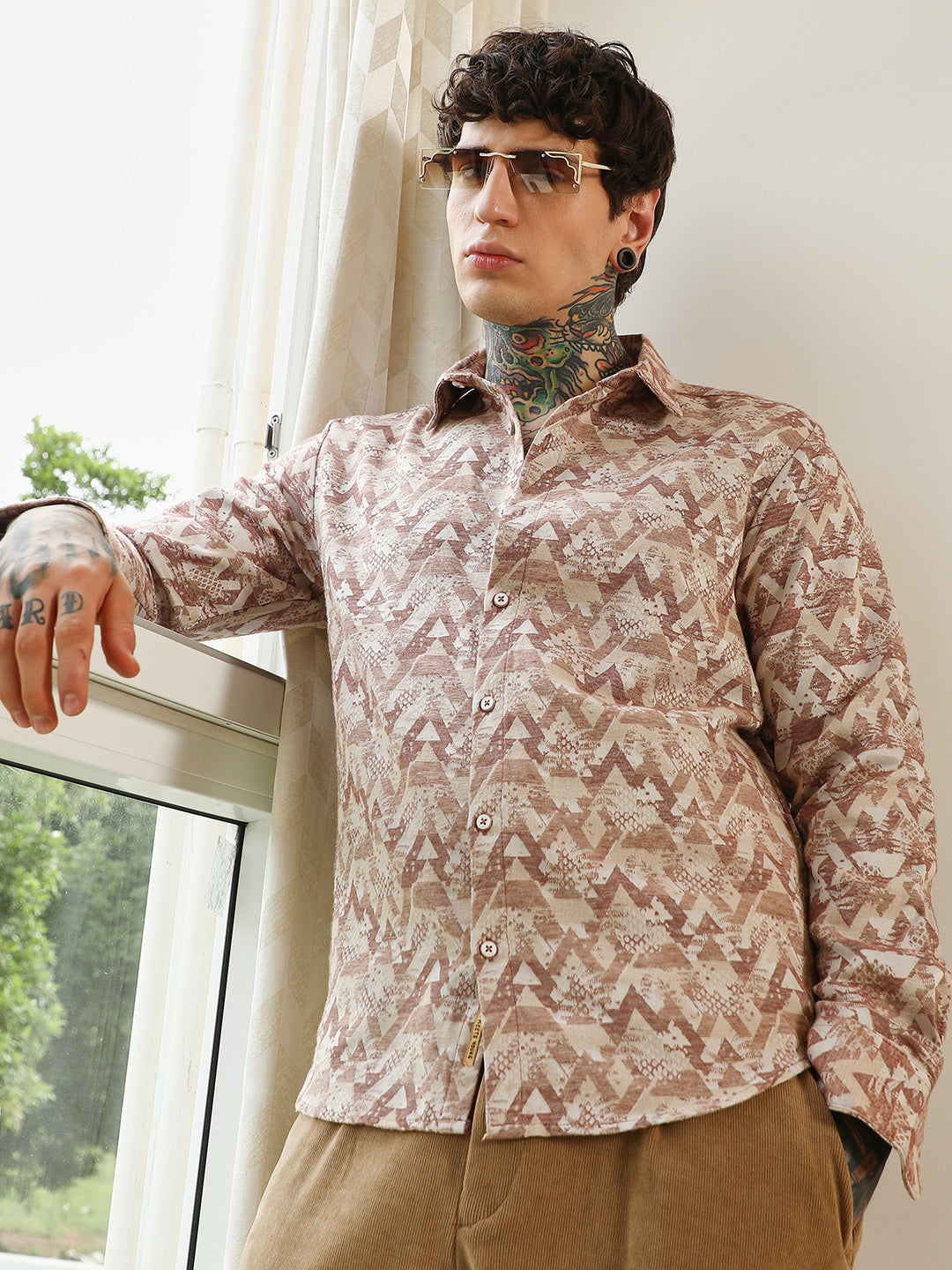 Campus Sutra Geometric Pattern Cotton Blend Full Sleeve Shirt