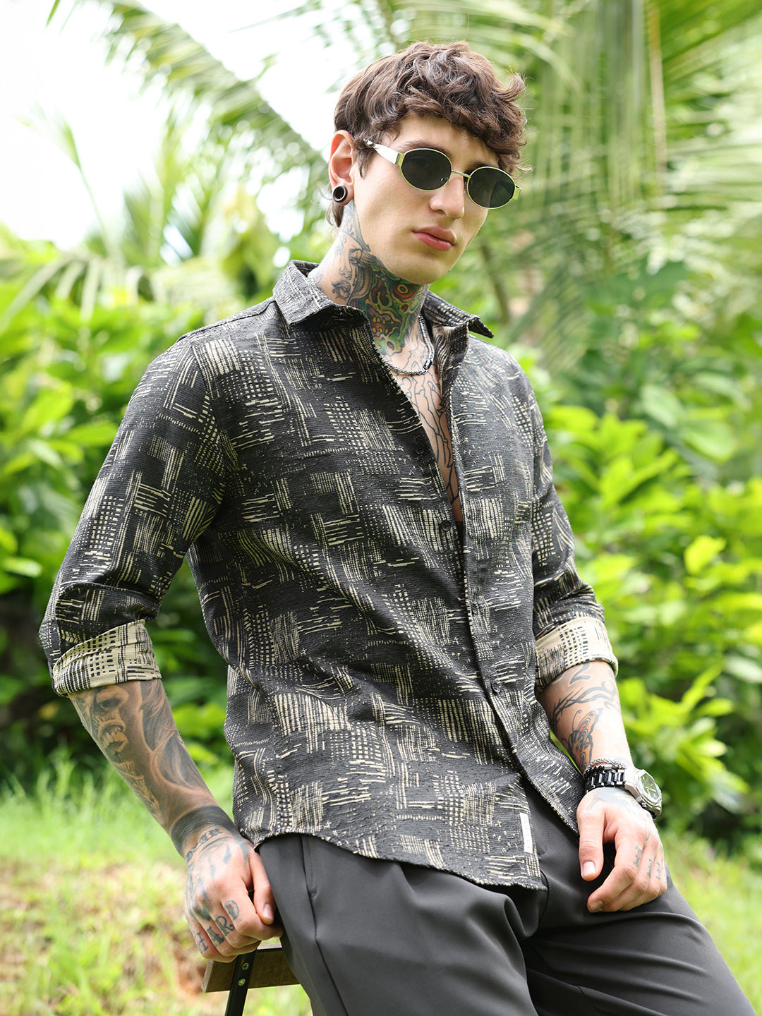 Campus Sutra Contrast Scratch-Jacquard Shirt