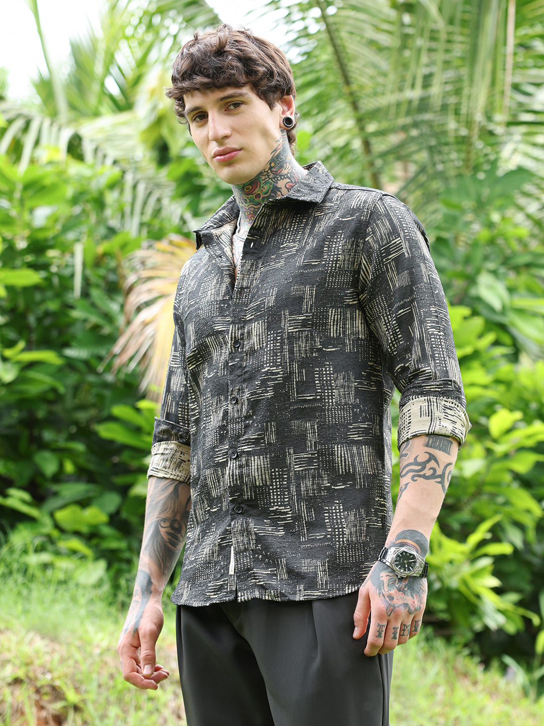 Campus Sutra Contrast Scratch-Jacquard Shirt
