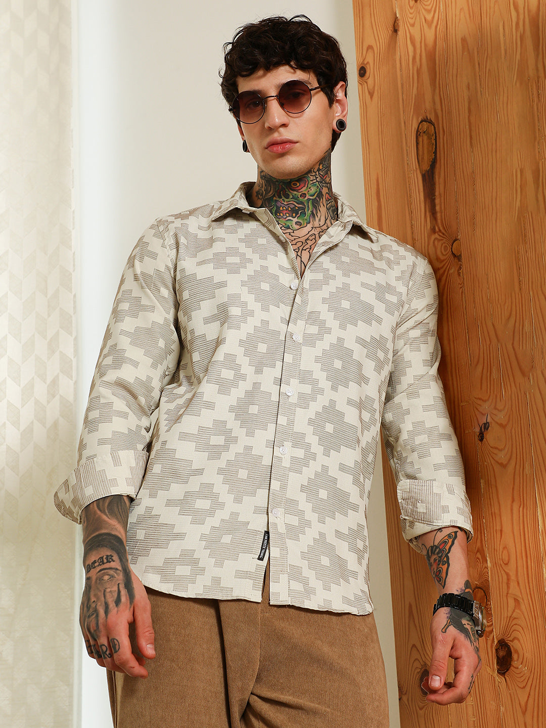 Campus Sutra Geometric Pattern Cotton Blend Full Sleeve Shirt
