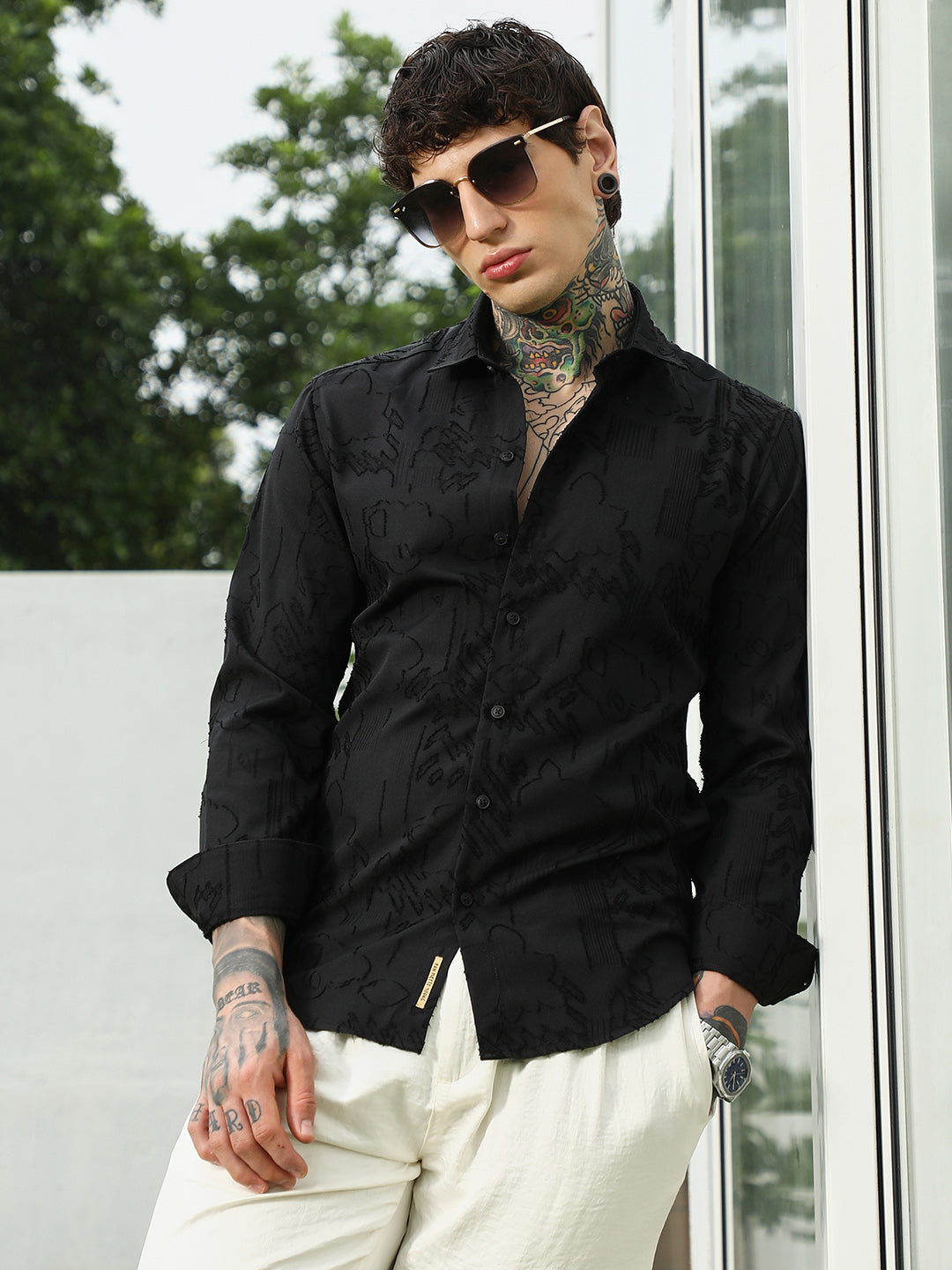Campus Sutra Black Self-Design Cotton Blend Slim Fit Shirt
