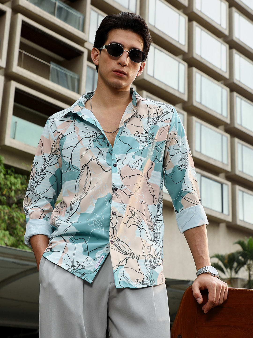 Campus Sutra Botanical-Outline Imprint Shirt