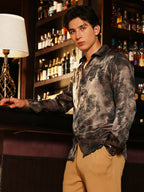 Campus Sutra Gleaming-Blur Shirt