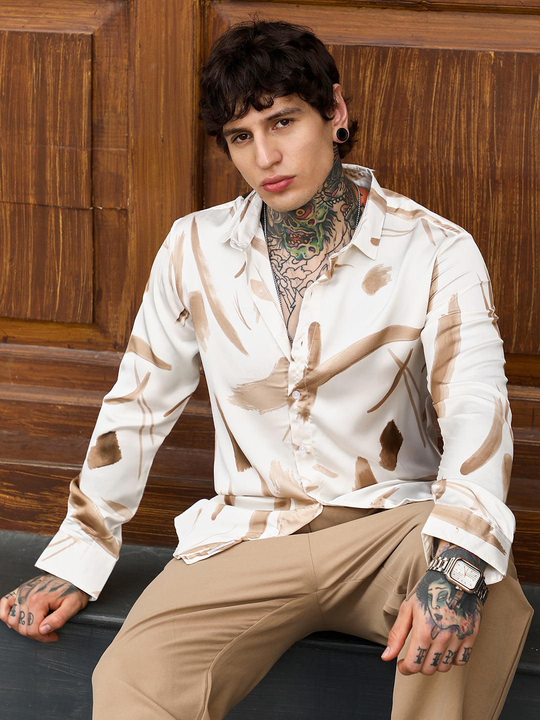 Campus Sutra Contrast-Strokes Imprint Shirt