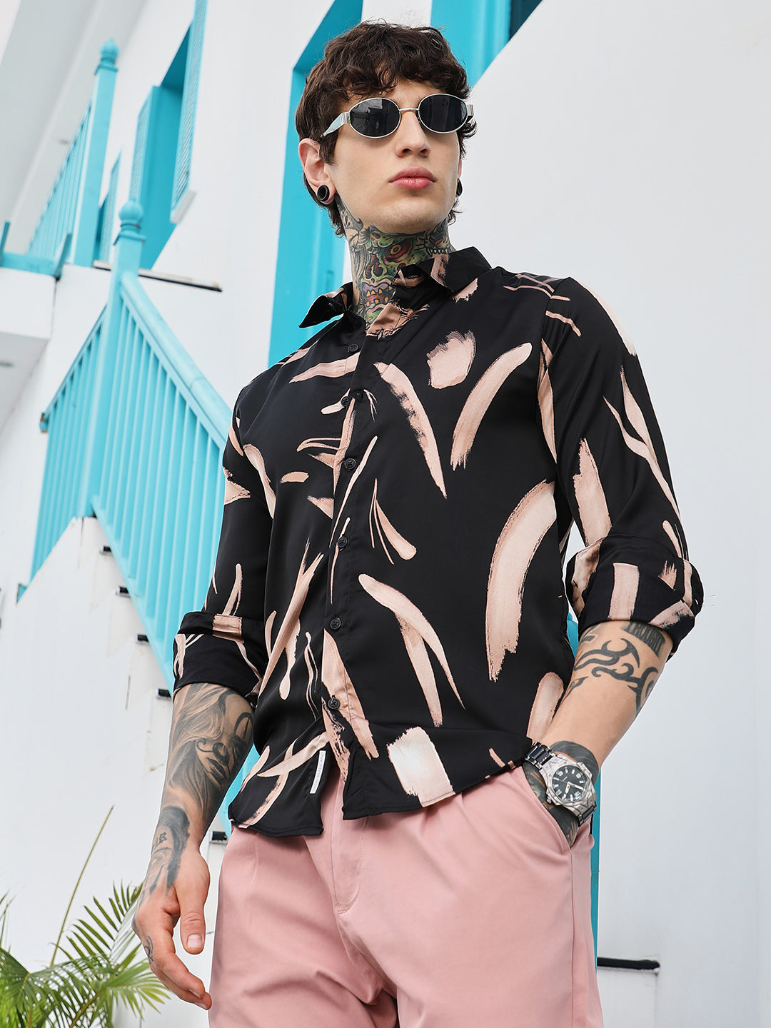 Campus Sutra Contrast-Strokes Imprint Shirt