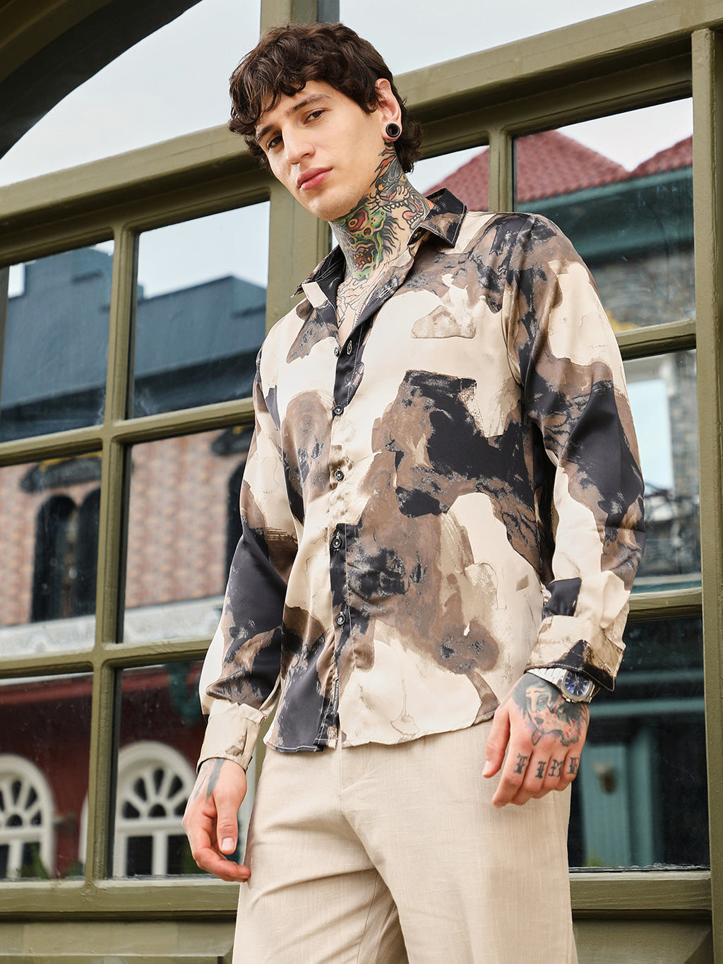 Campus Sutra Abstract-Smear Imprint Shirt