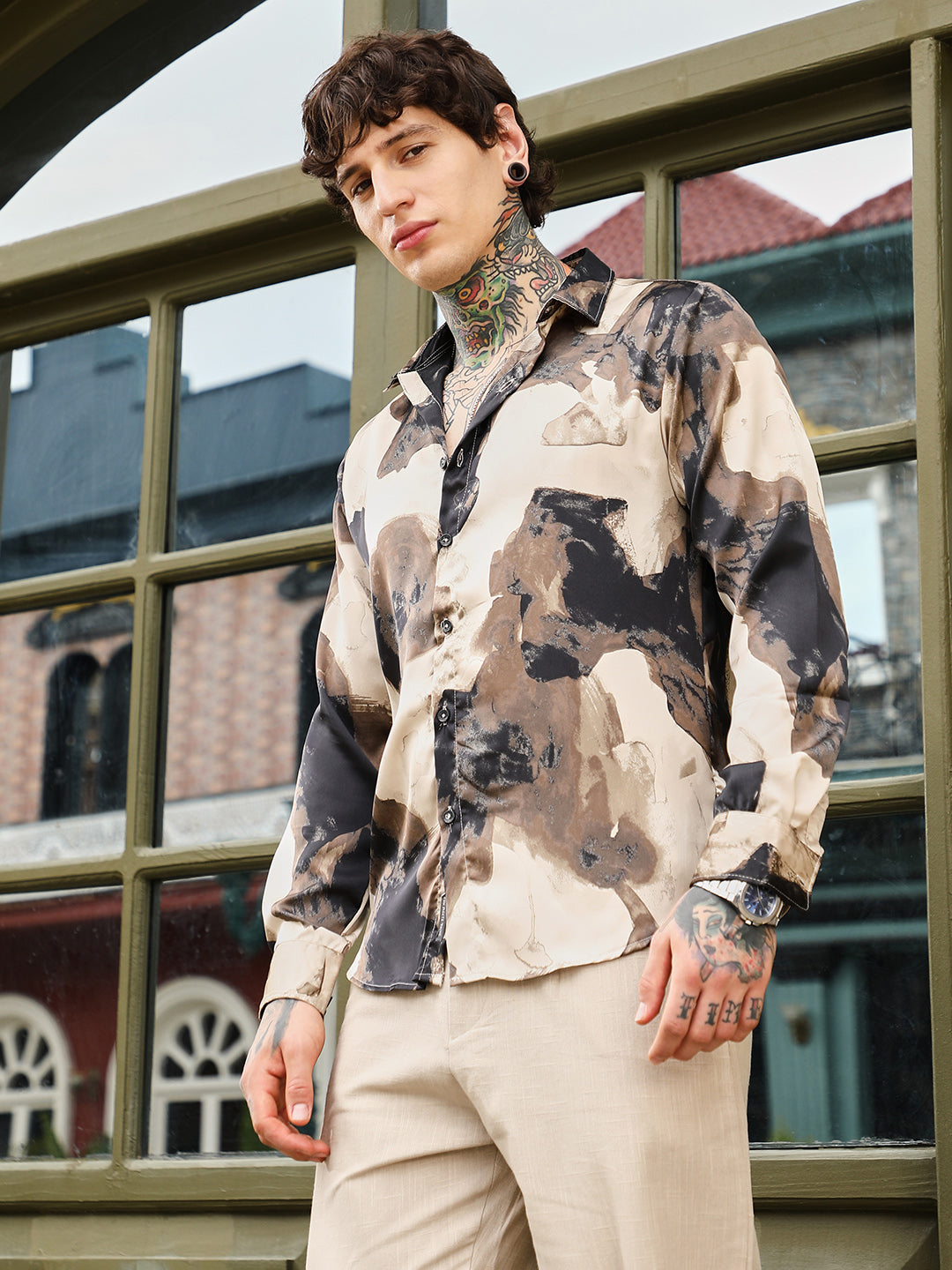 Campus Sutra Abstract-Smear Imprint Shirt