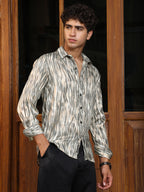 Campus Sutra Contrast-Abstract Imprint Shirt
