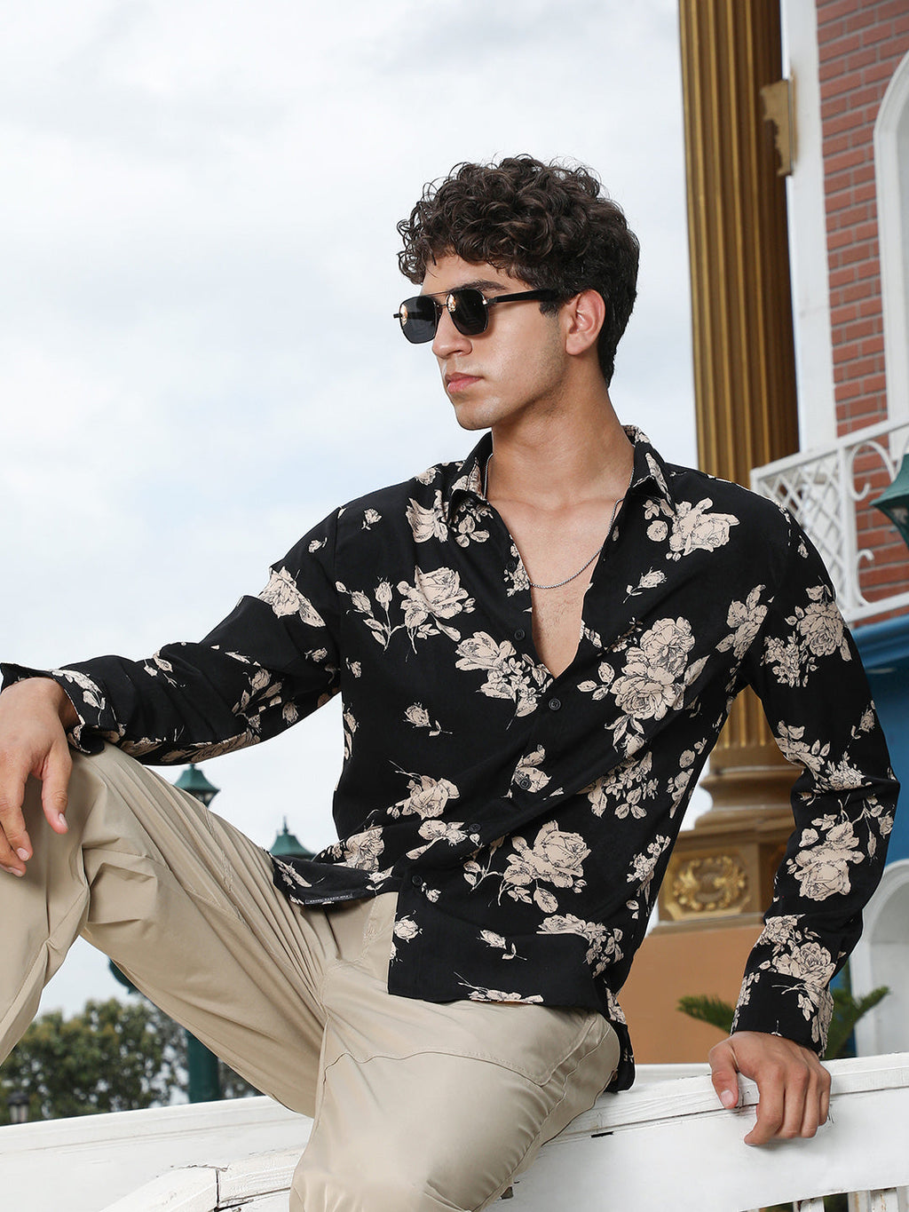 Campus Sutra Contrast-Roses Imprint Shirt