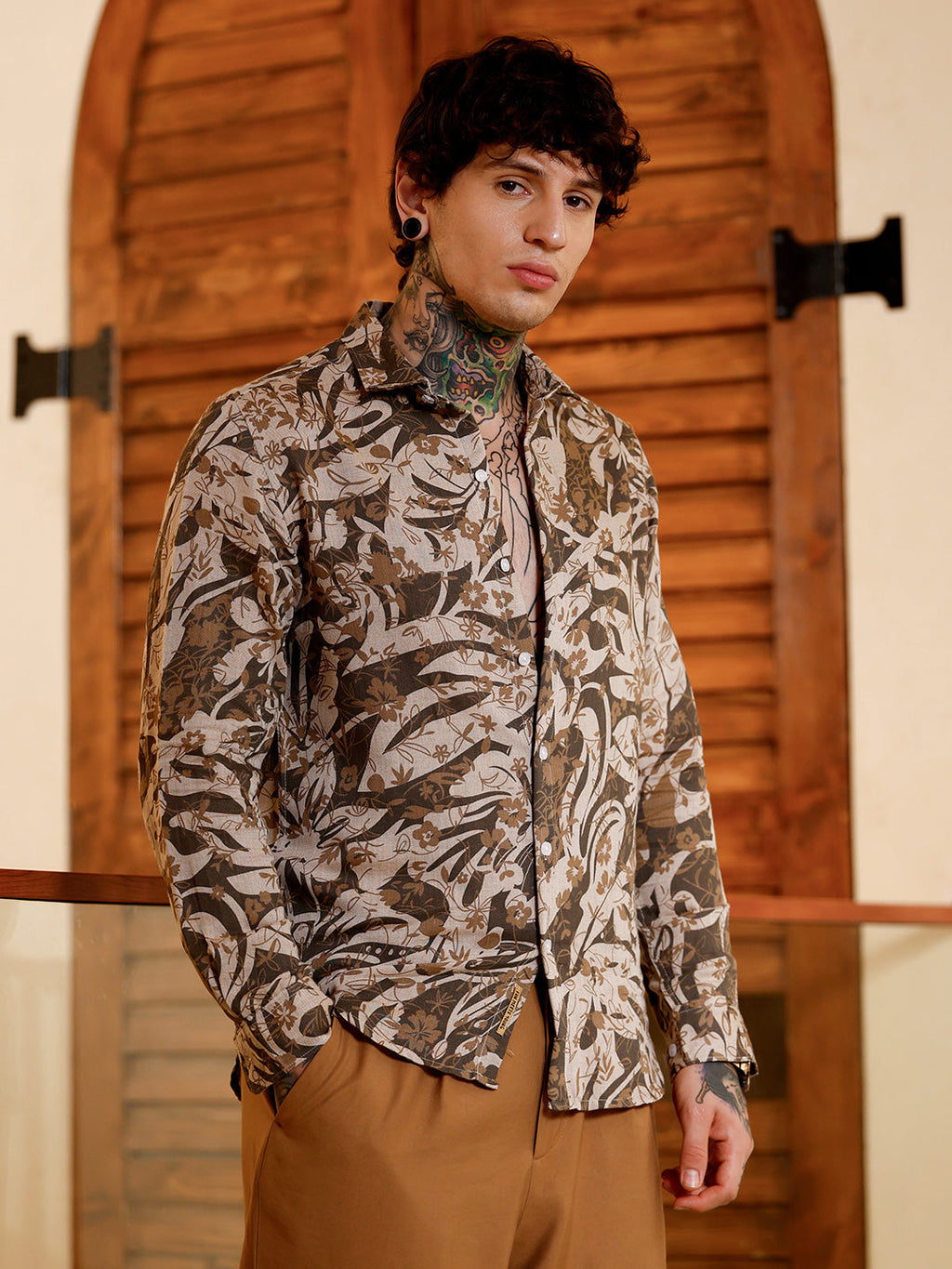 Campus Sutra Floral-Block Imprint Shirt