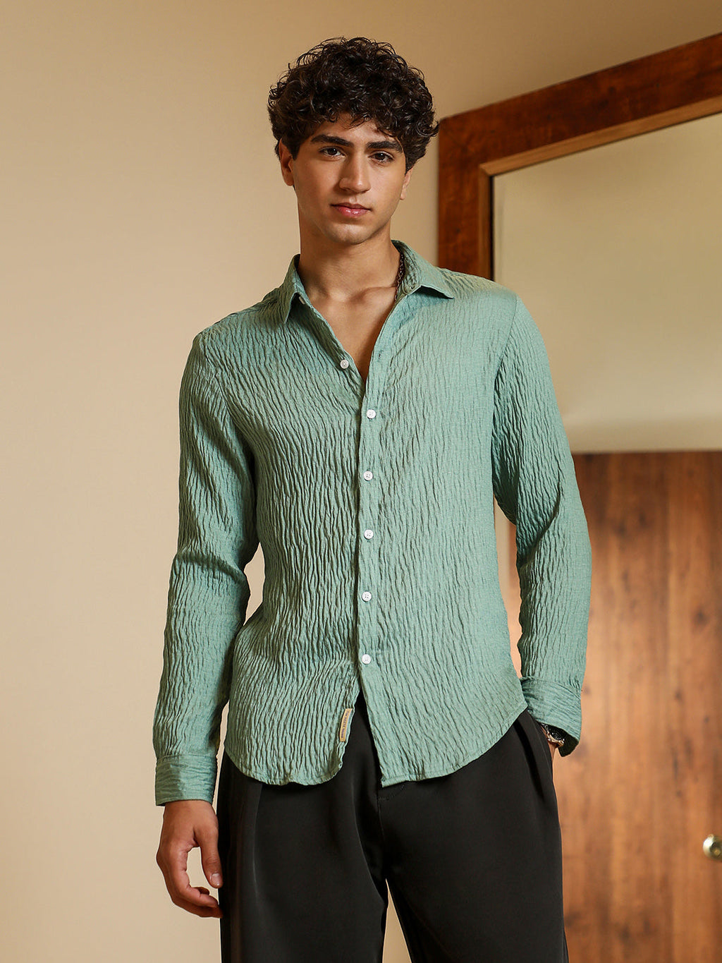 Campus Sutra Solid Creased-Tactile Shirt