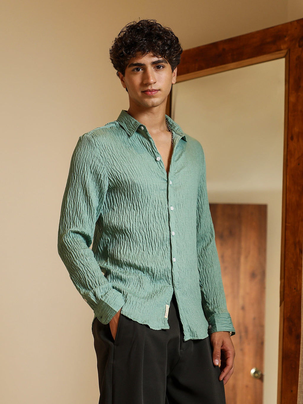 Campus Sutra Solid Creased-Tactile Shirt