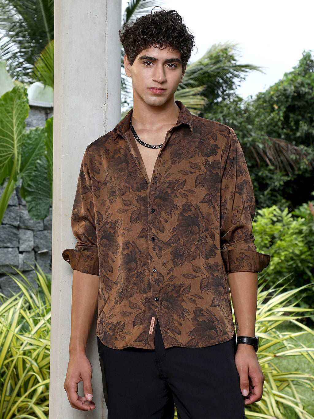 Campus Sutra Papillon-Garden Imprint Shirt