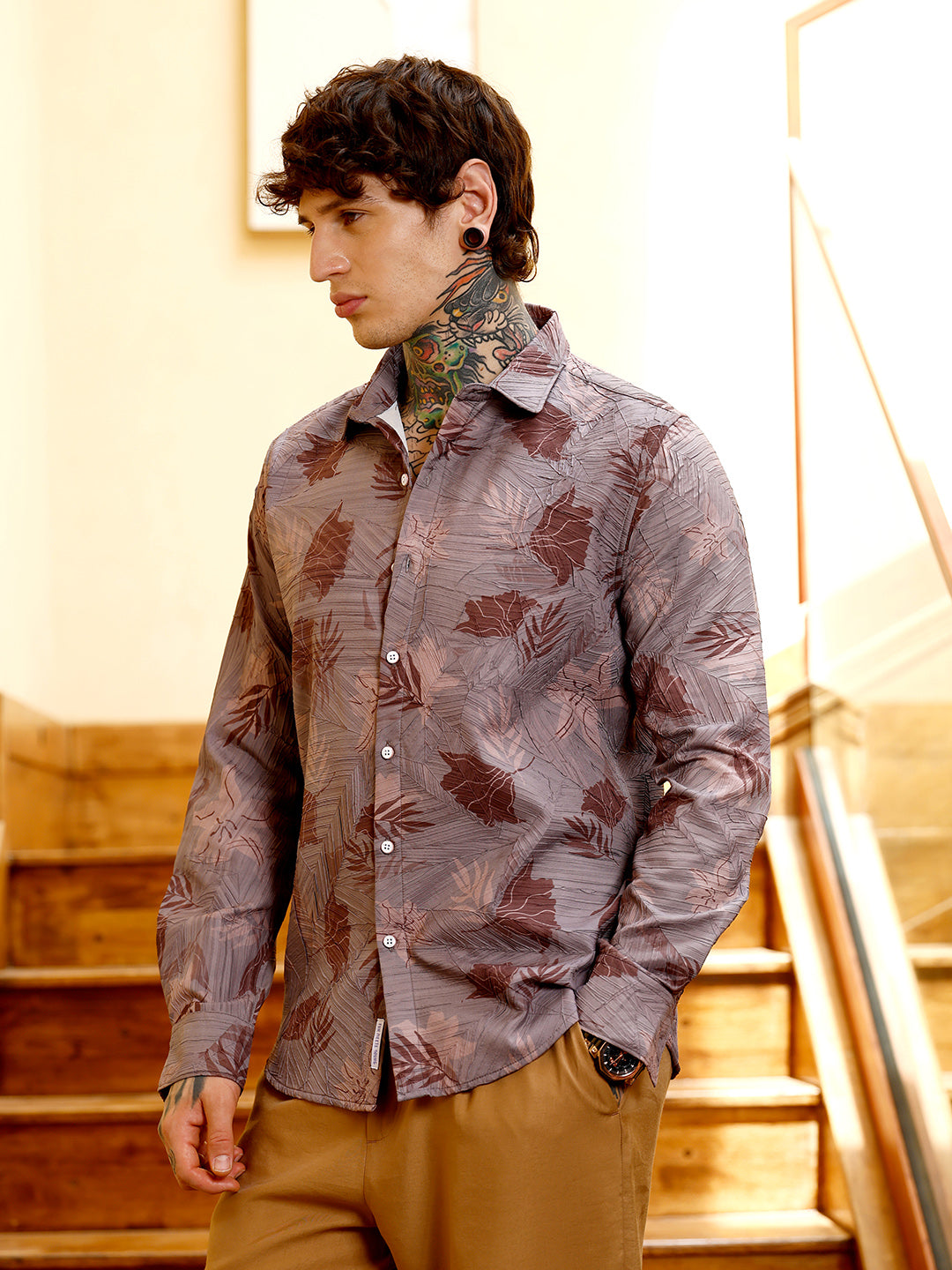 Campus Sutra Leaf-Imprint Foliage-Tactile Shirt