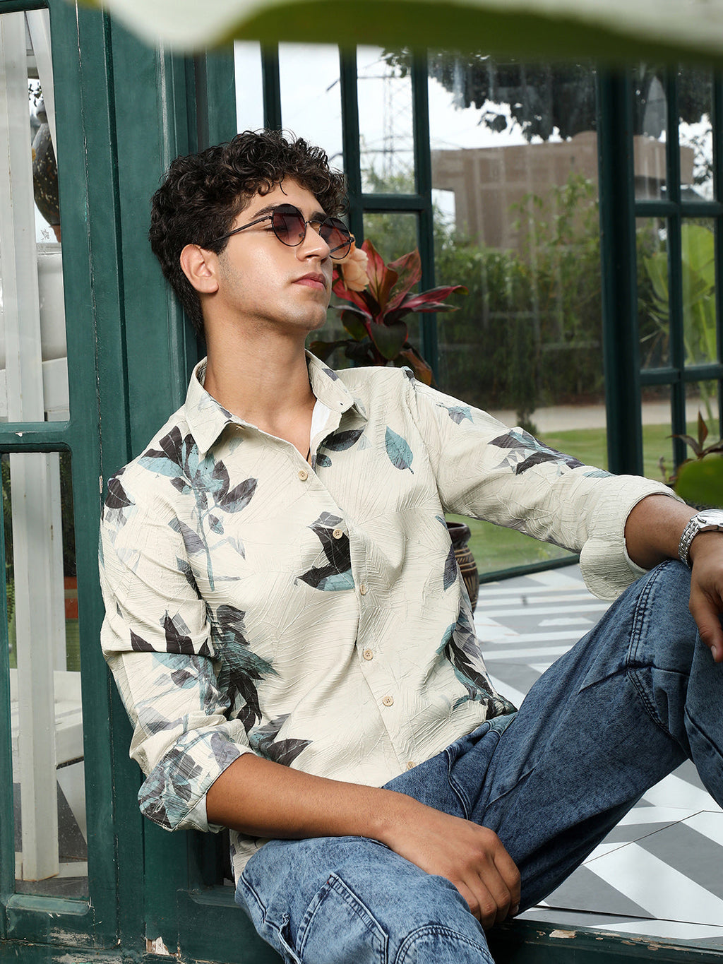 Campus Sutra Imprinted Foliage Textured Shirt