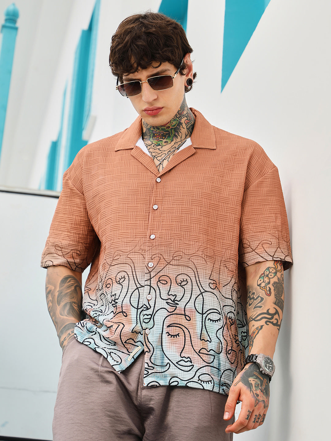 Campus Sutra Faces-Ombre Oversized Shirt