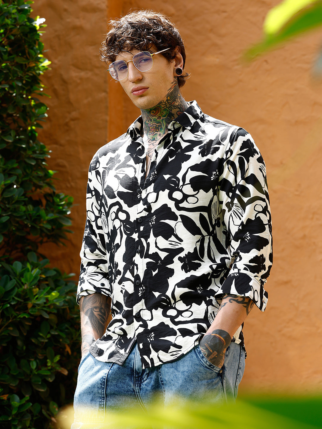 Campus Sutra Contrast-Botanical Imprint Shirt