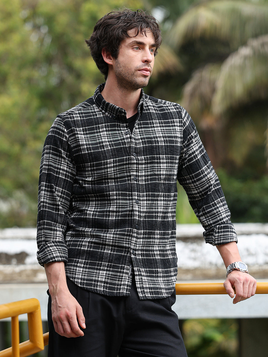 Campus Sutra Button-Down Static-Plaid Shirt