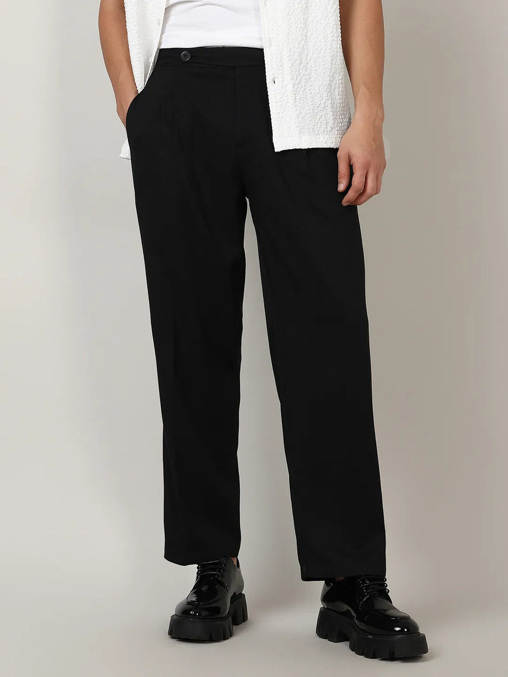 Campus Sutra Lightweight - Solid Tailored Trousers