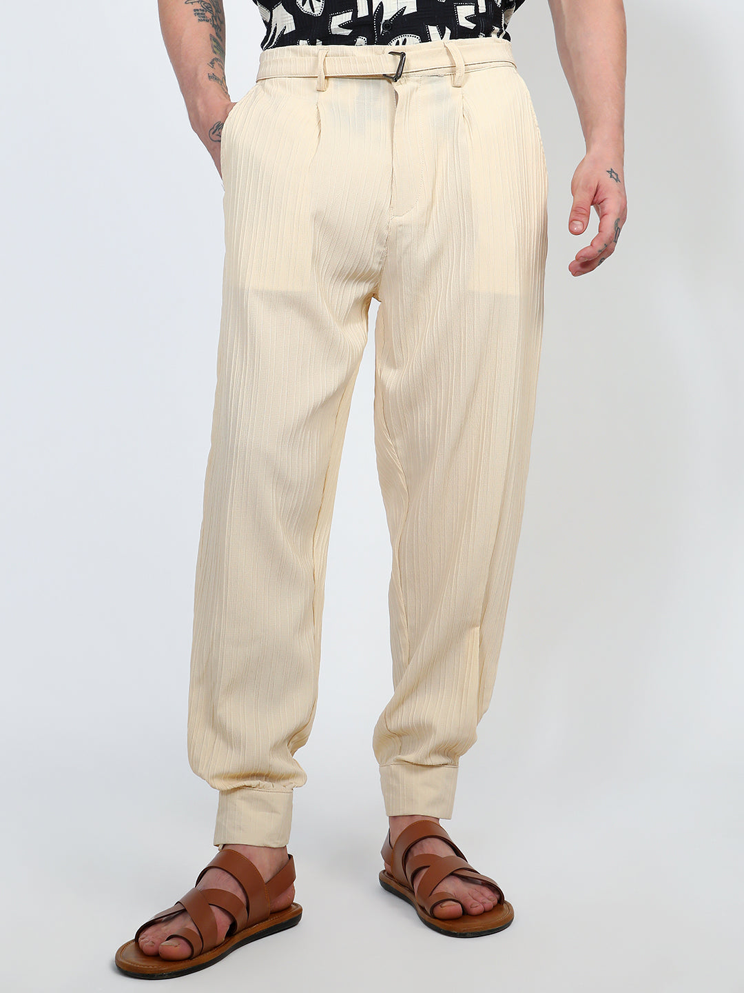 Campus Sutra Lightweight - Textured Cuff-Hem Trousers