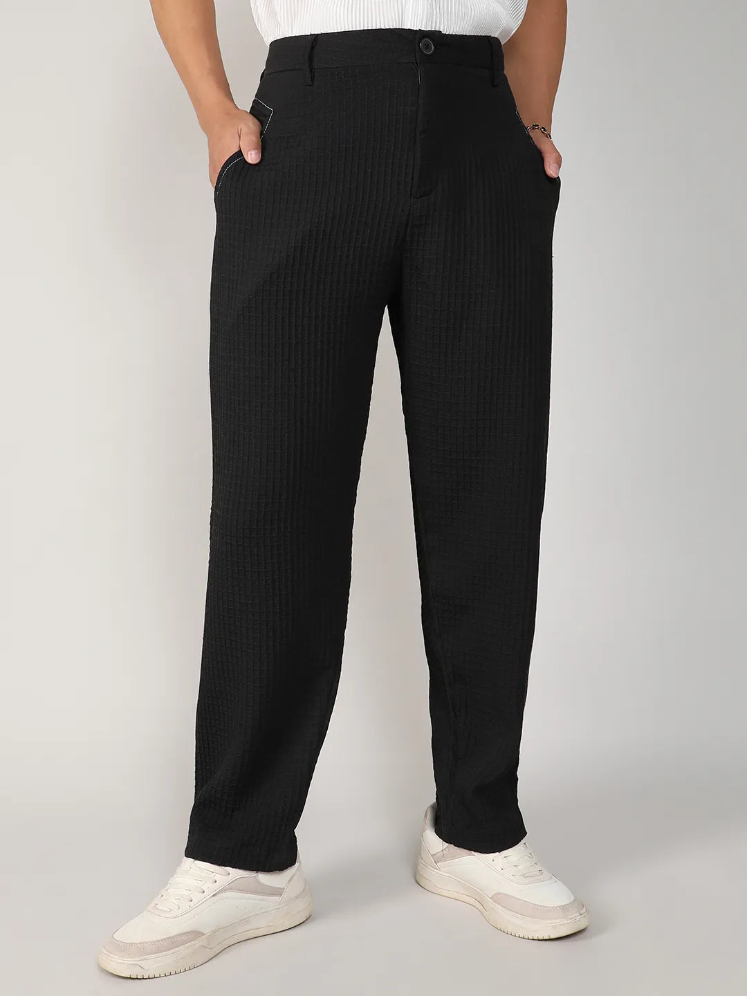 Campus Sutra Lightweight - Textured Graph Check Trousers